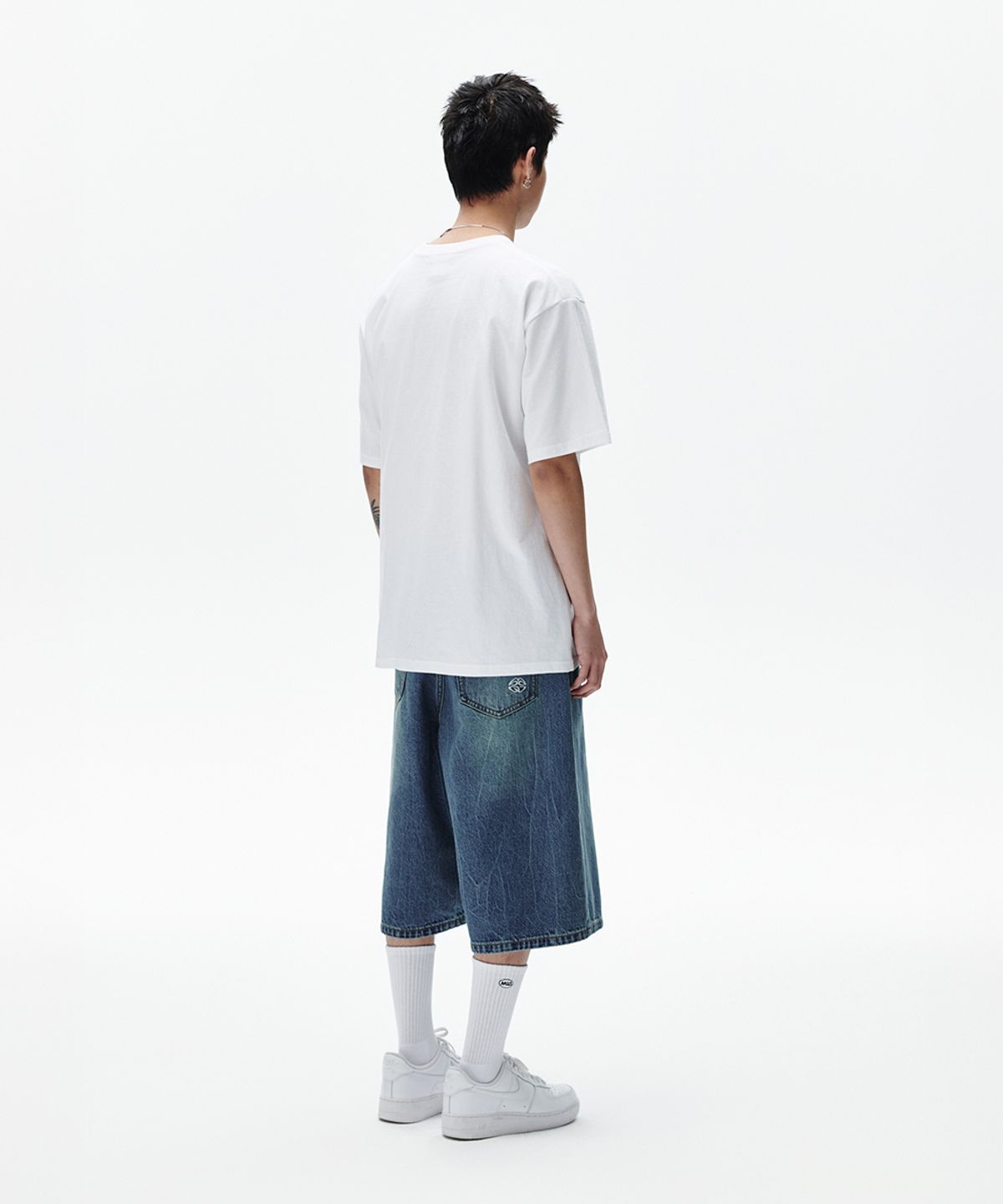 마하그리드(MAHAGRID) MAHAGRID CREW TEE WHITE(MG2FMMT511A)