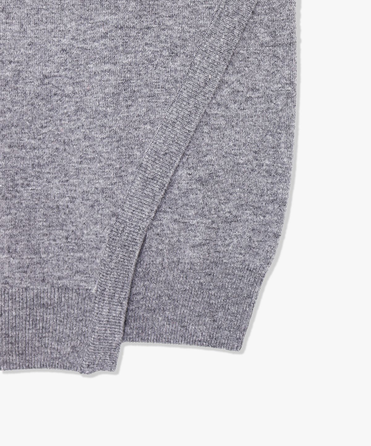애니타임로릭(ANYTIME LOREAK) CAMELLIA V-NECK - GREY
