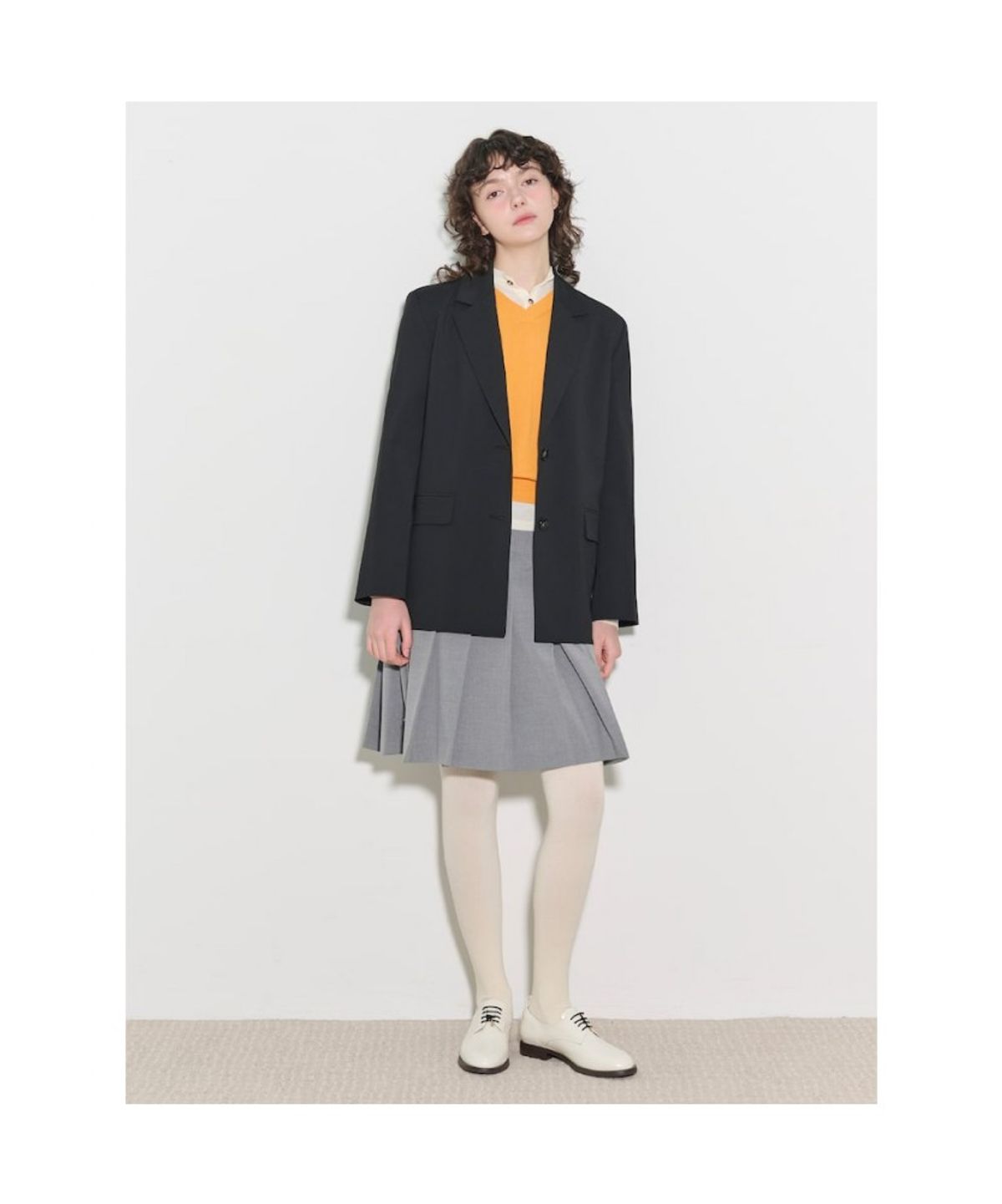 빈폴 레이디스(BEANPOLE LADIES) [B. my] 클래식 플리츠 미니 스커트  애쉬 (BF5227N014)
