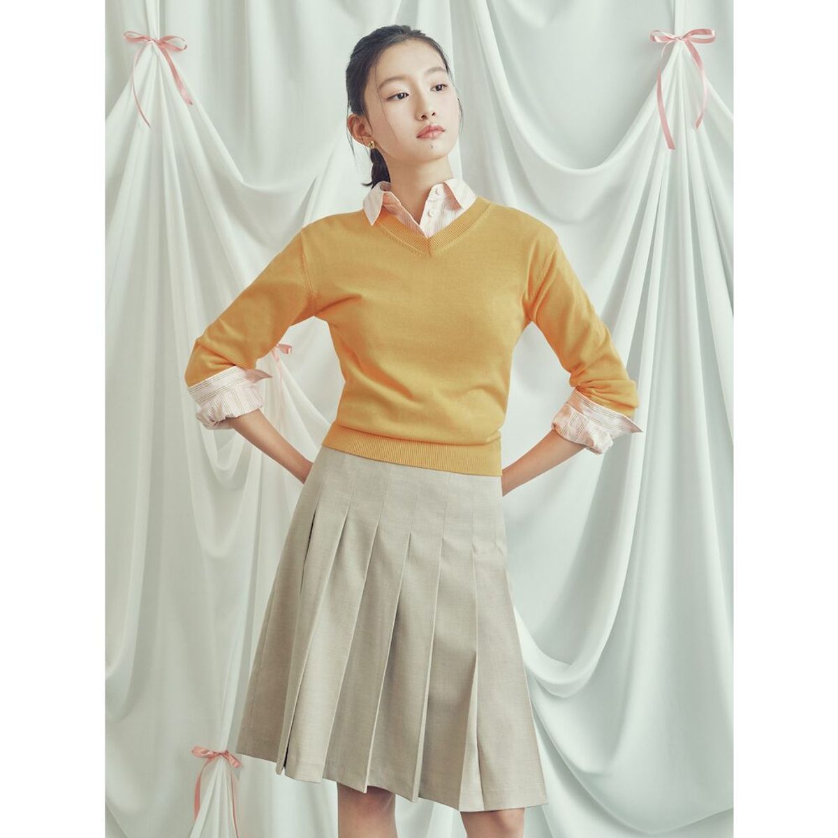 빈폴 레이디스(BEANPOLE LADIES) [B. my] 코튼 V넥 긴소매 니트  오렌지 (BF5251N018)
