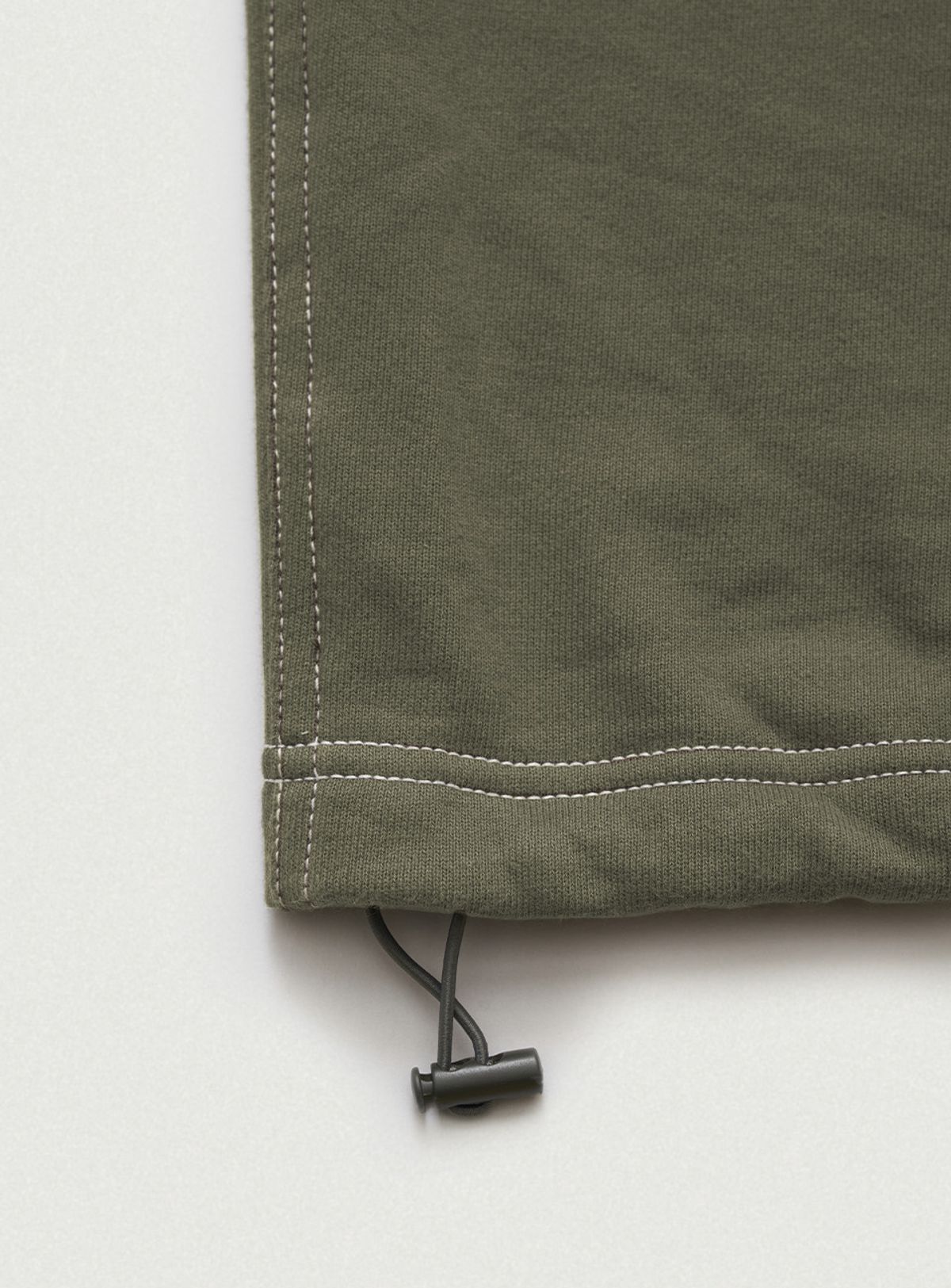 더바넷(THEBARNNET) Campie Sweat Drawstring Jogger Pants_Khaki