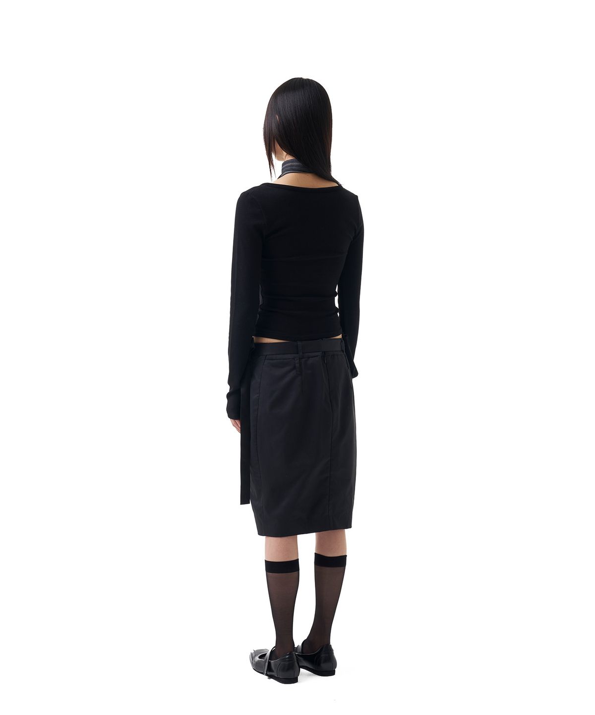 이우가마카라스(IUGAMAKARAS) Belted Bag Midi Skirt (Black)