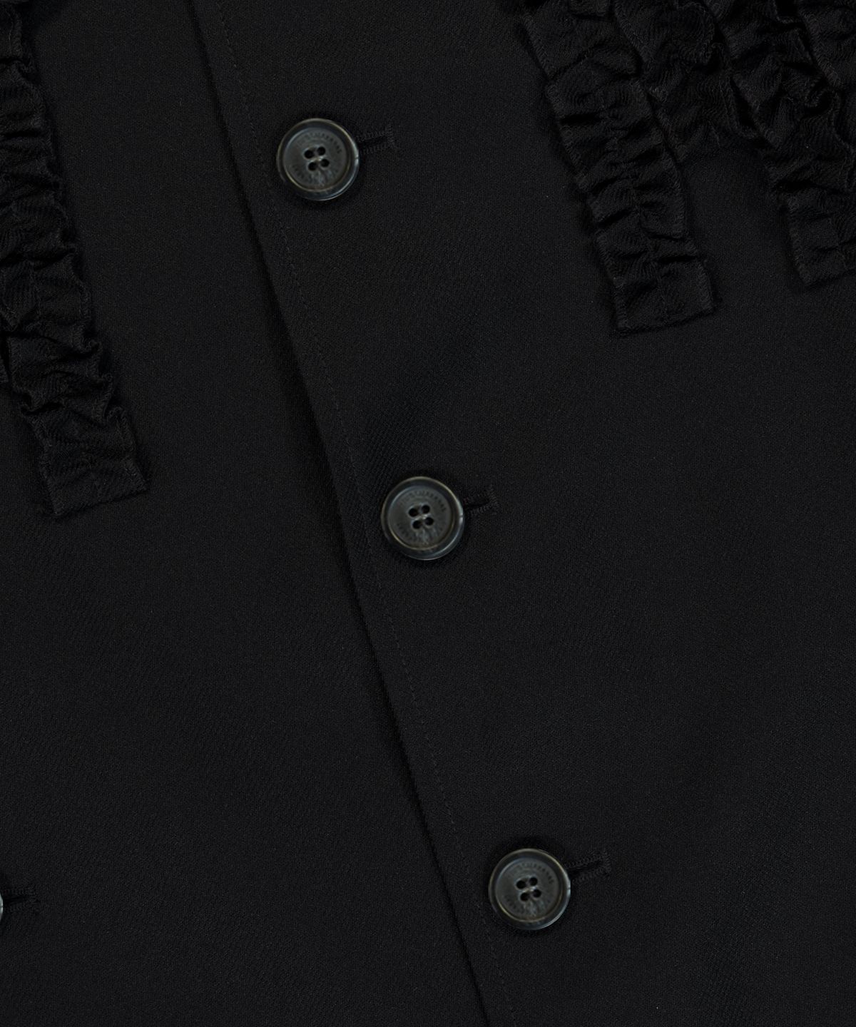이우가마카라스(IUGAMAKARAS) Frilled Button Jacket (Black)