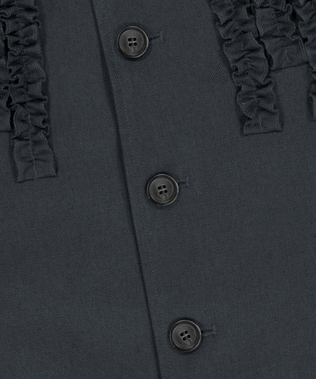 이우가마카라스(IUGAMAKARAS) Frilled Button Jacket (Dark Gray)