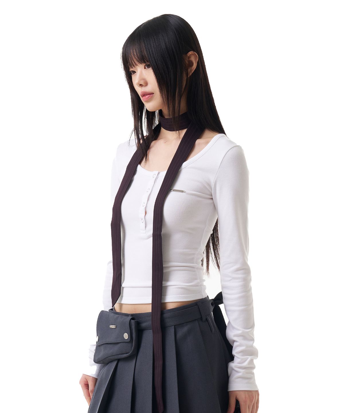 이우가마카라스(IUGAMAKARAS) Button Fitted Top (White)