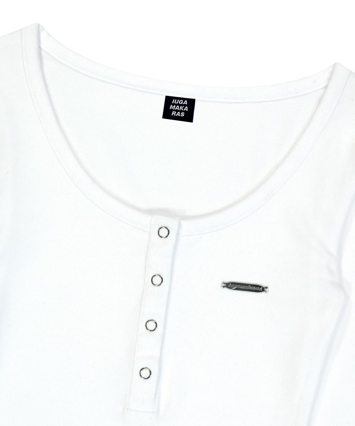 이우가마카라스(IUGAMAKARAS) Button Fitted Top (White)