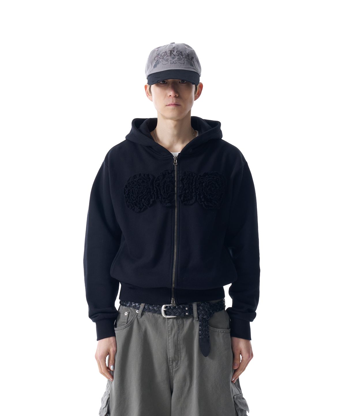 아캄(AAKAM) Flowers Zip-Up Hoodie (Black)