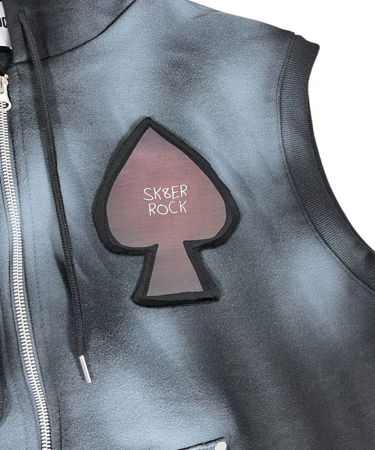 스케이터락(SK8ER ROCK) Spade Painting Sweat Hood Zip-up Vest ((Black))