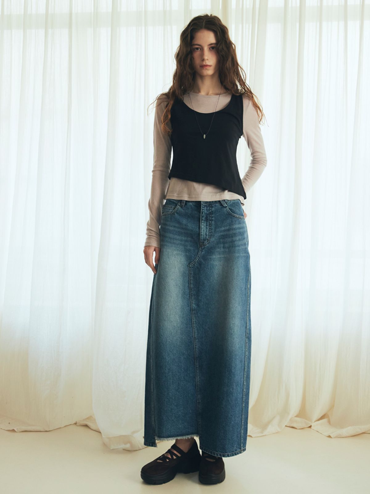 오앨(OUEL) DENIM COLUMN LONG SKIRT_MIDIUM BLUE