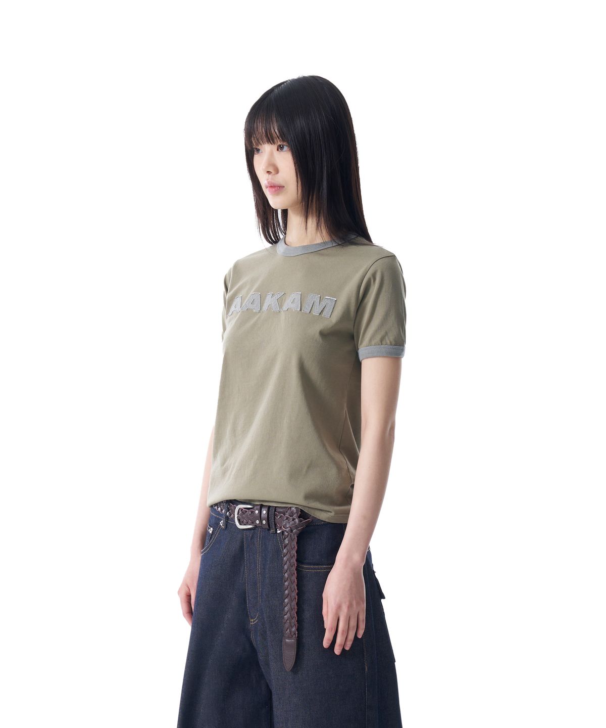 아캄(AAKAM) Logo Patch Ringer Top (Khaki-Gray)