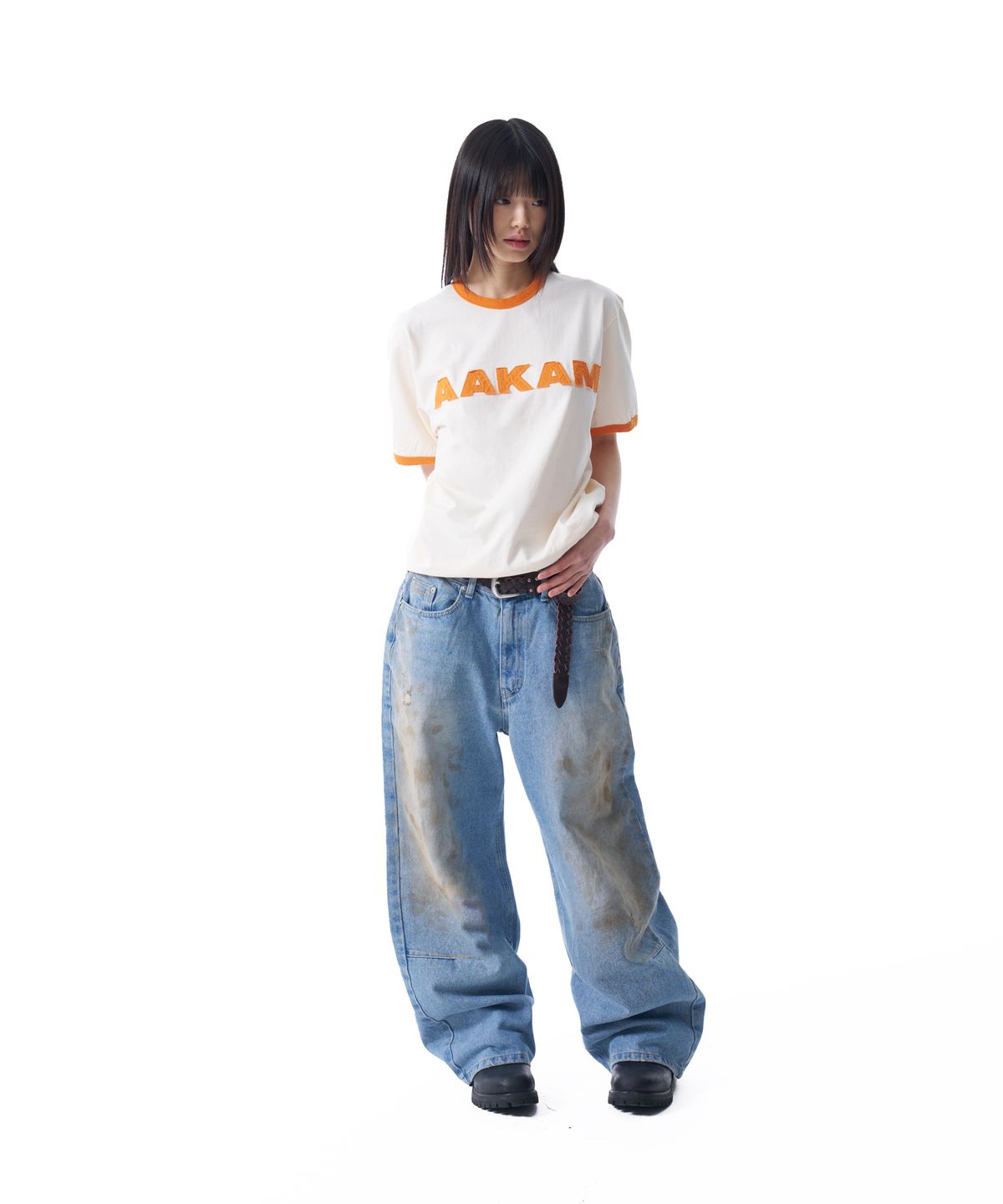 아캄(AAKAM) Logo Patch Ringer Top (Ivory-Orange)