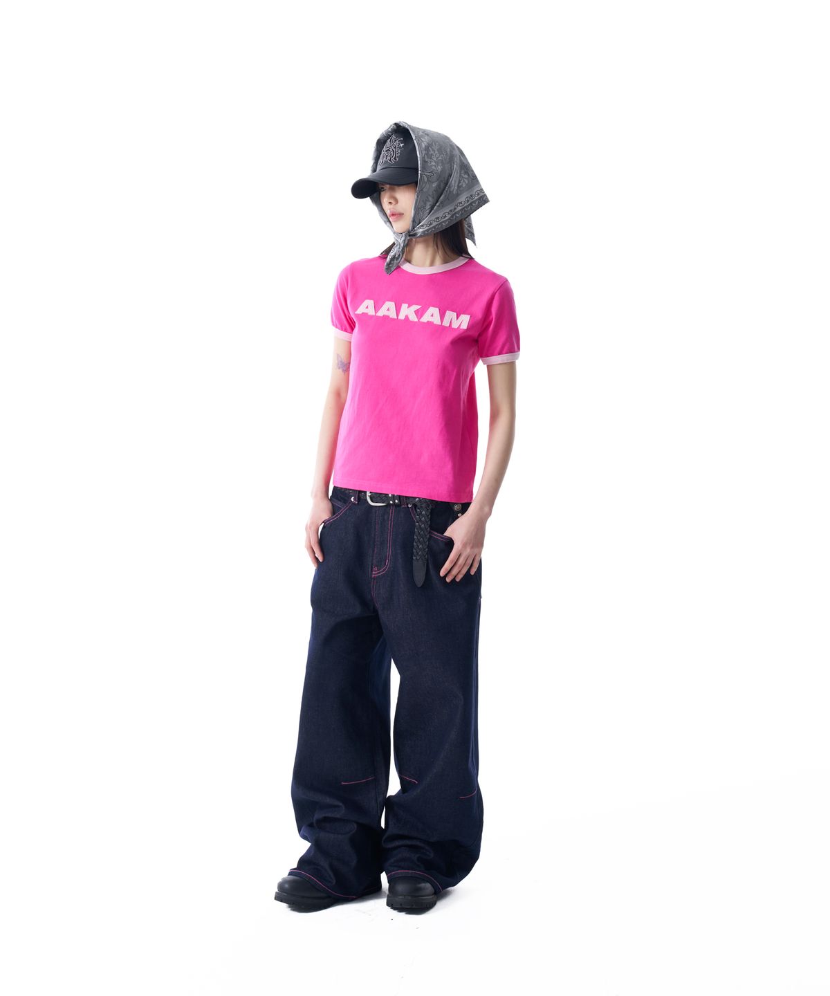 아캄(AAKAM) Logo Patch Ringer Top (Pink-Baby Pink)
