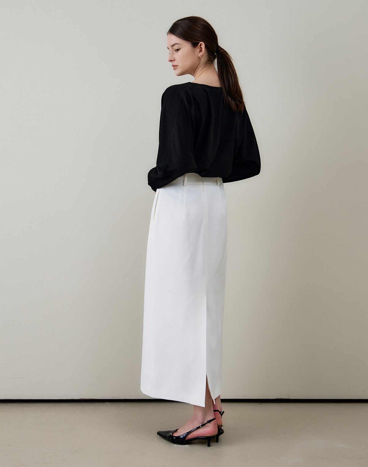 지에마르(GIEMAR) BOAT NECK TEE BLACK  보트넥 티 블랙