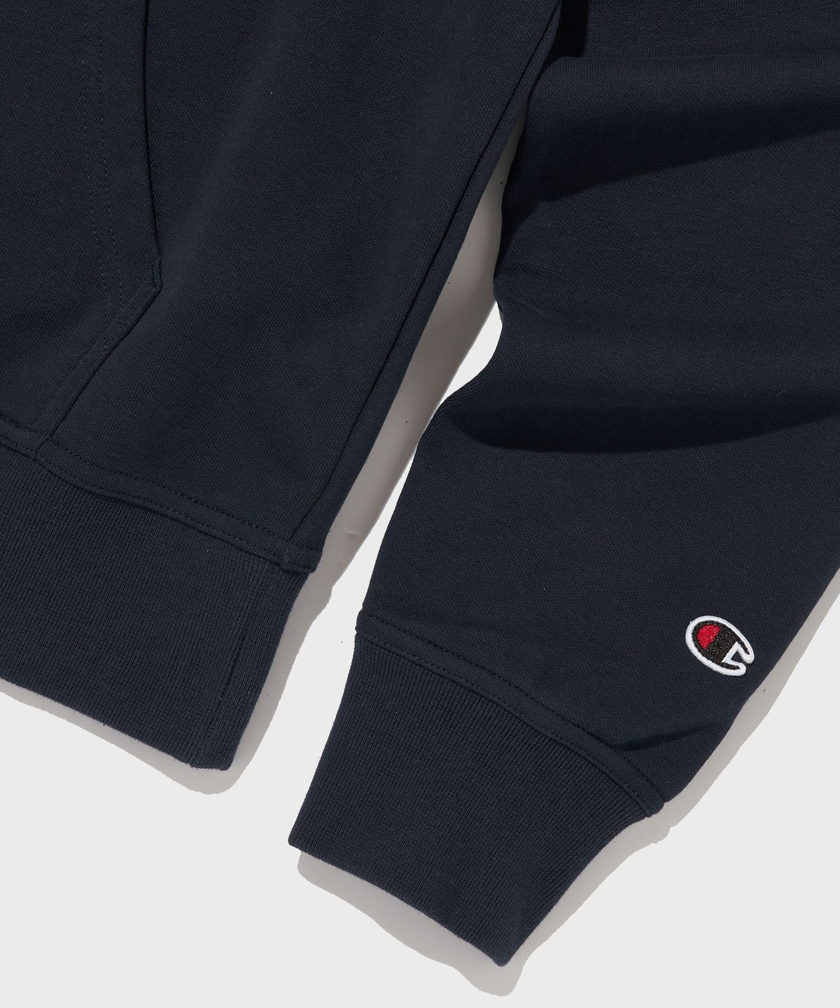 챔피온(CHAMPION) 빅 스크립트 로고 후드 집업 Normal Navy