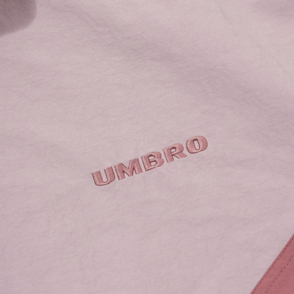 엄브로(UMBRO) 레이트 체크아웃 린넨 스탠넥 아노락 핑크(UQ221CWT49)
