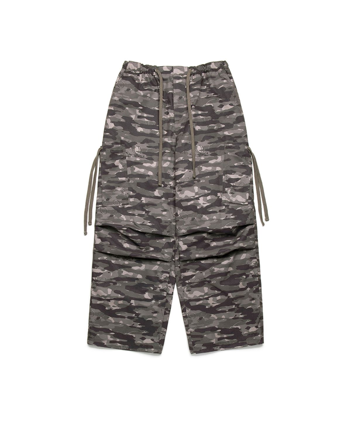 쓰리투에이티(THREE TO EIGHTY) PARACHUTE CARGO PANTS KHAKI