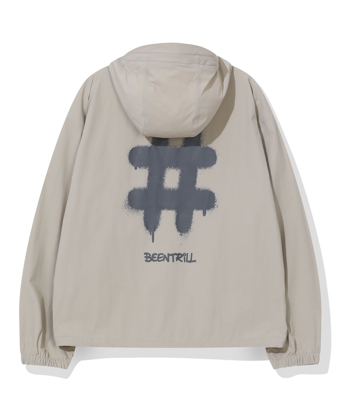 빈트릴(BEENTRILL) 스프레이 로고 우븐 점퍼(라이트 베이지)