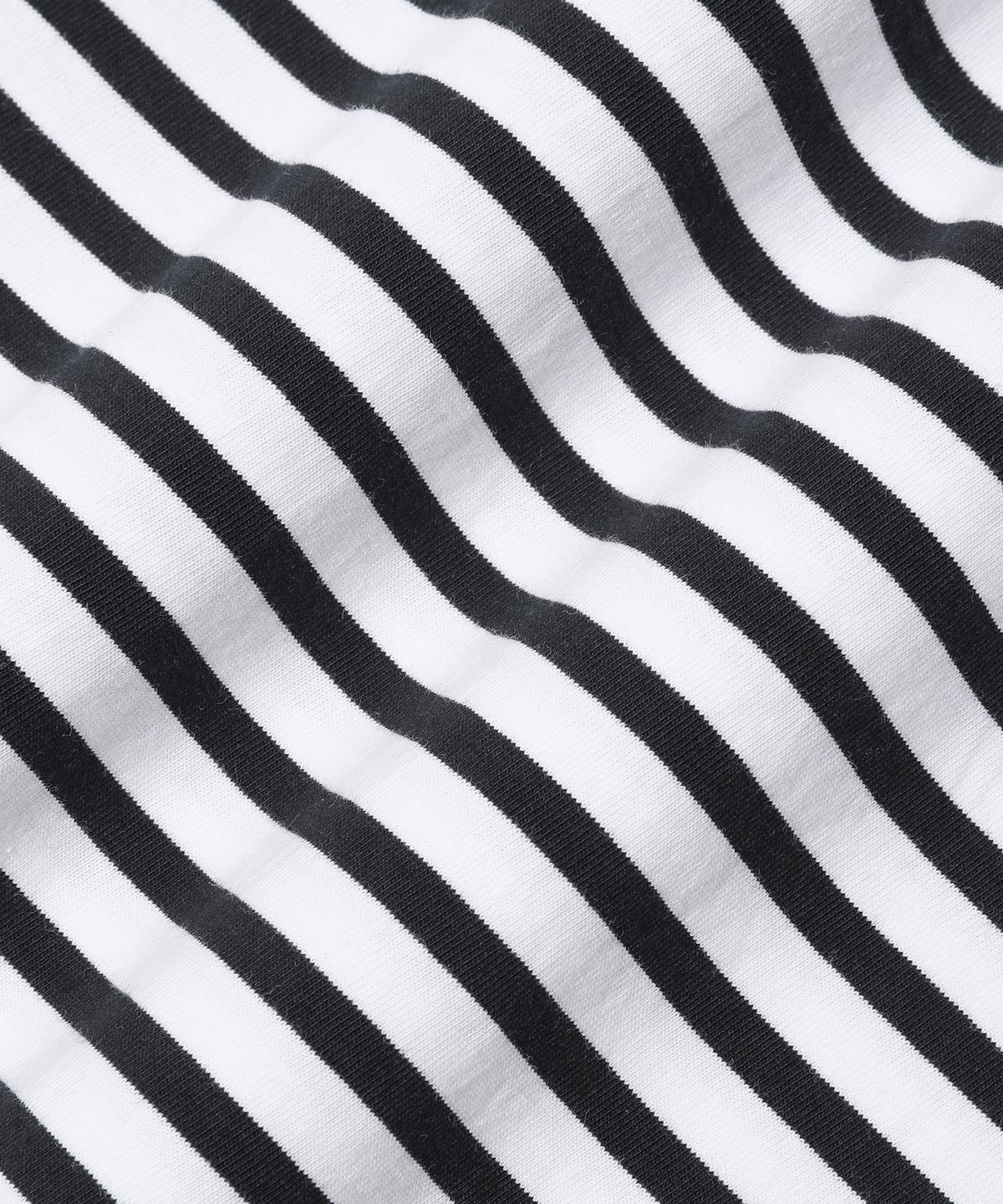 빈트릴(BEENTRILL) 오벌 와펜 스트라이프 티셔츠(네이비)