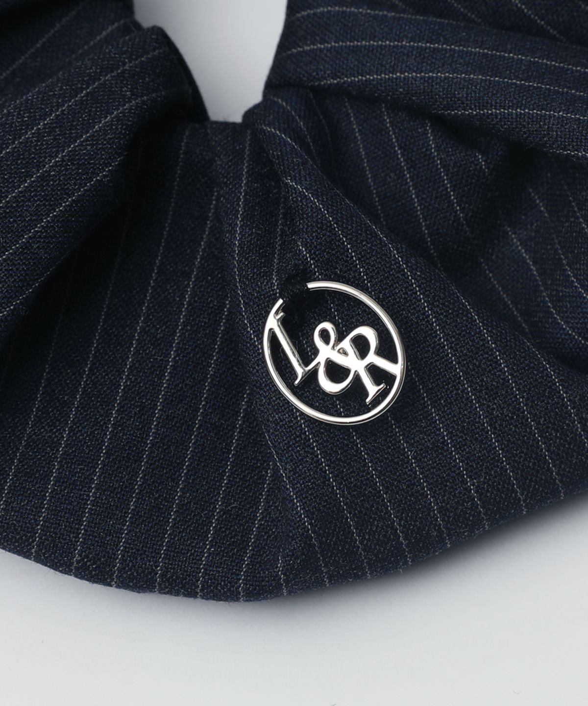 로시로우(LOSSYROW) Lossy Hair Scrunchie