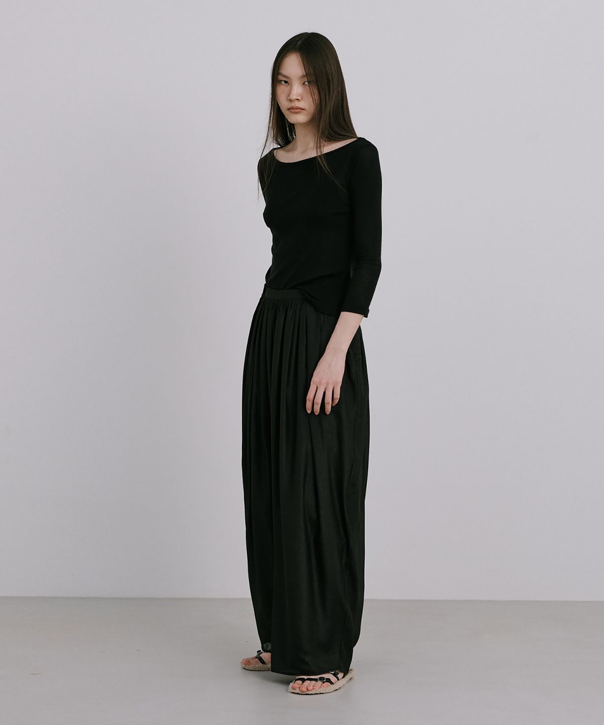 분더캄머(WNDERKAMMER) Moon Jar - Shaped Chiffon Pants_Black (달항아리 모양 쉬폰팬츠_블랙)