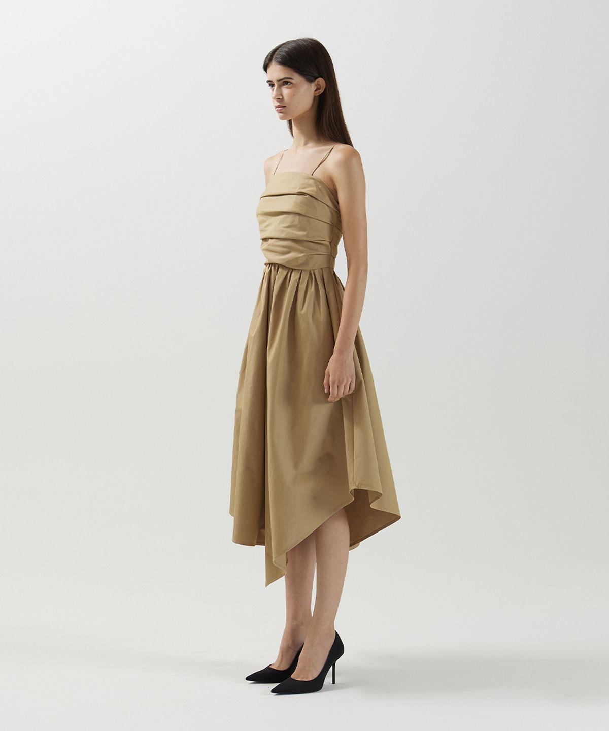 므아므(MMAM) Strap pleated dress