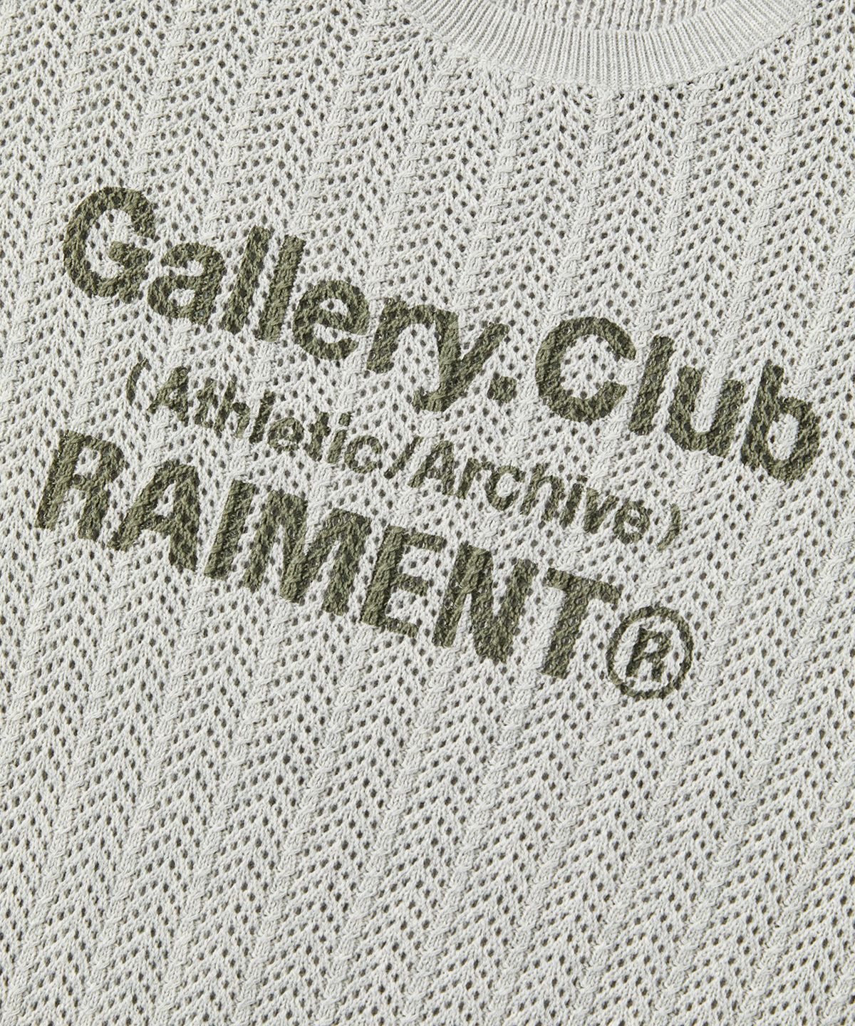 레이몬트(RAIMENT) 크루넥 갤러리 클럽 그래픽 매쉬 니트_오트밀