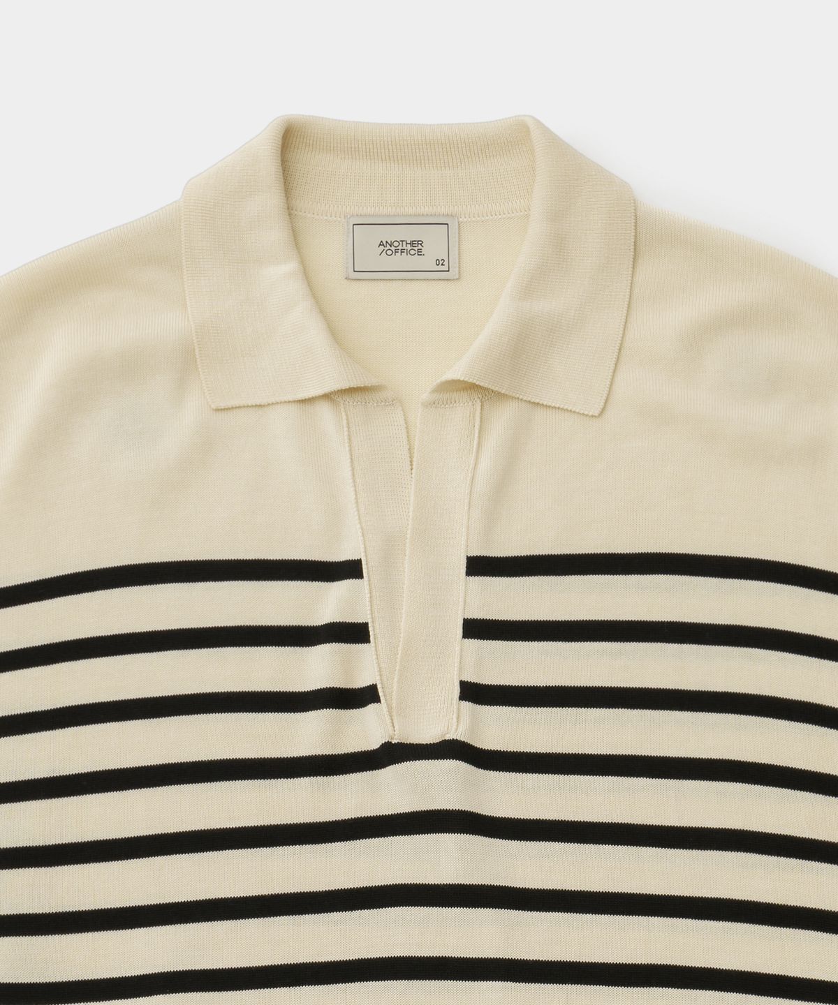 어나더 오피스(ANOTHER OFFICE) Sailor Silk Open-collar Knit (Ecru-Black)