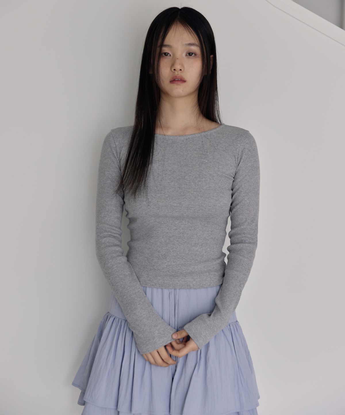 38컴온커먼(38COMEONCOMMON) Ribbed Boat-neck Slim T-Shirts (Melange Grey)