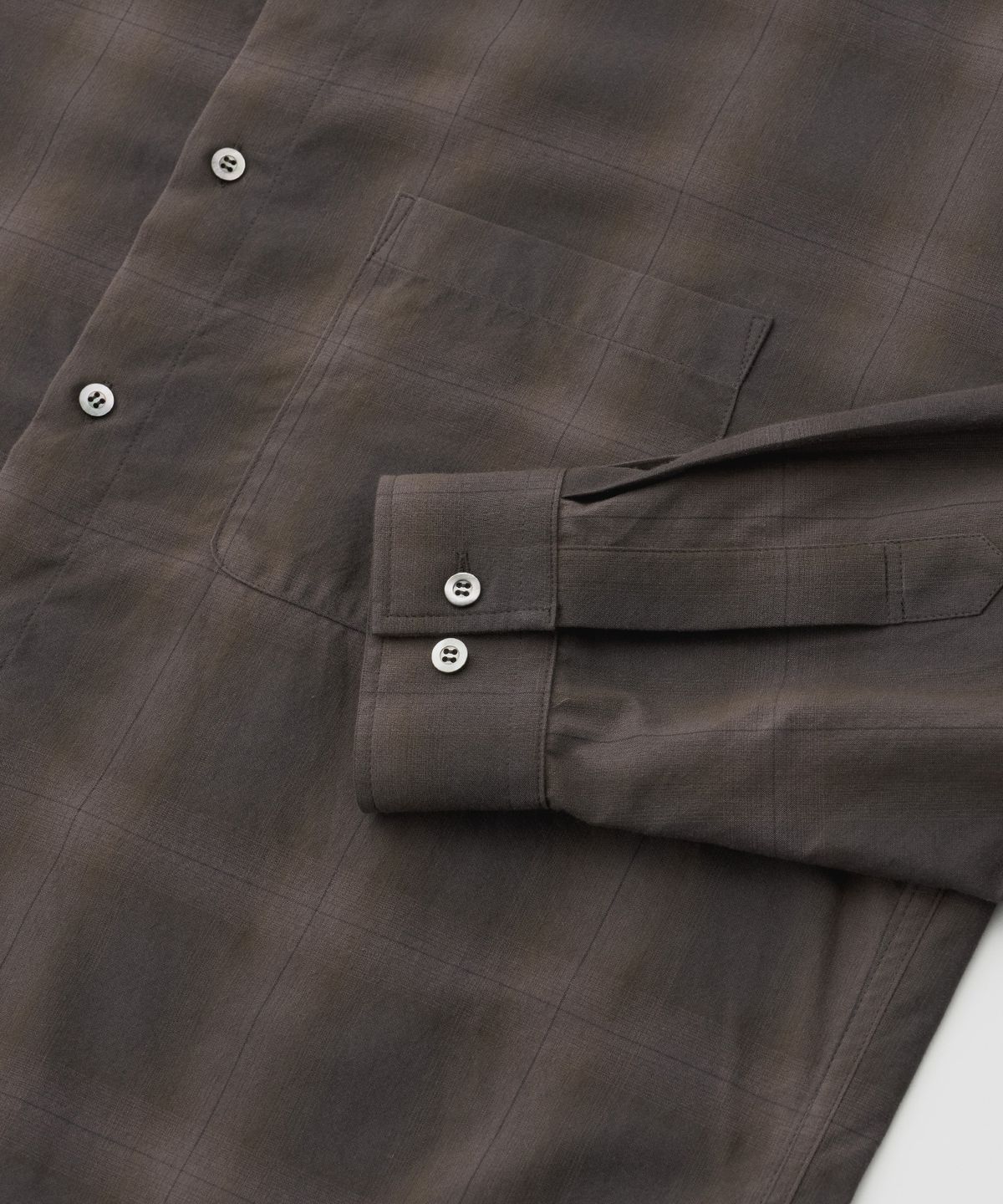 어나더 오피스(ANOTHER OFFICE) Relax Ombre Shirt (Brown - Ombre)