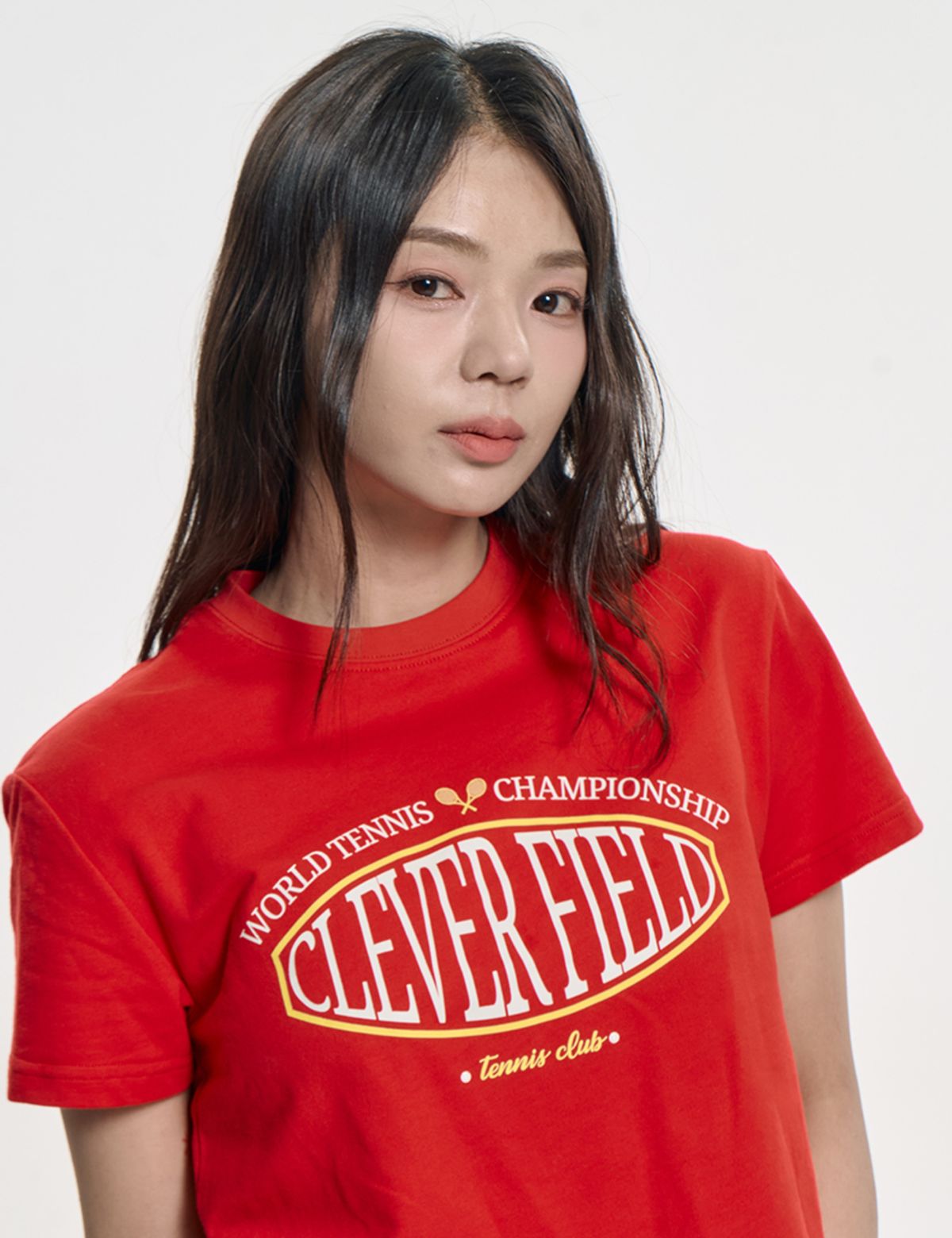 클레버필드(CLEVER FIELD) 시그니처 엠블럼 크롭 티셔츠 [레드]