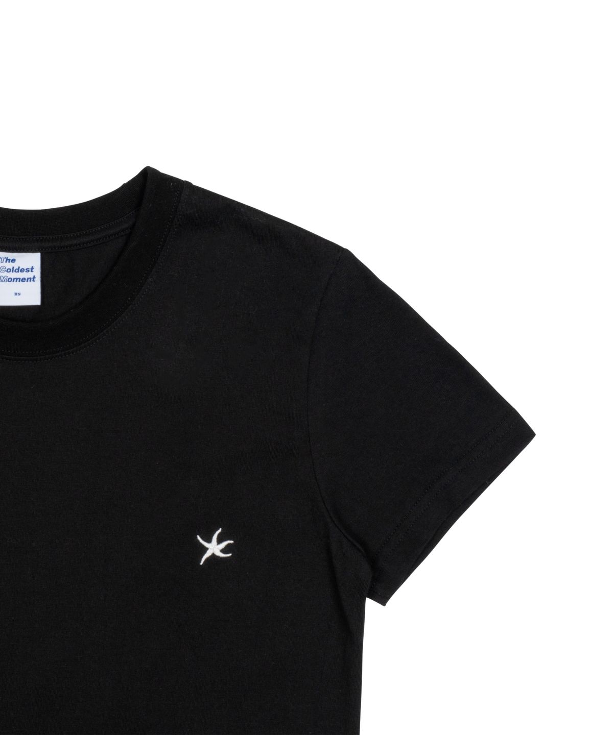 더콜디스트모먼트(THE COLDEST MOMENT) (w) TCM mini logo crop T (black)