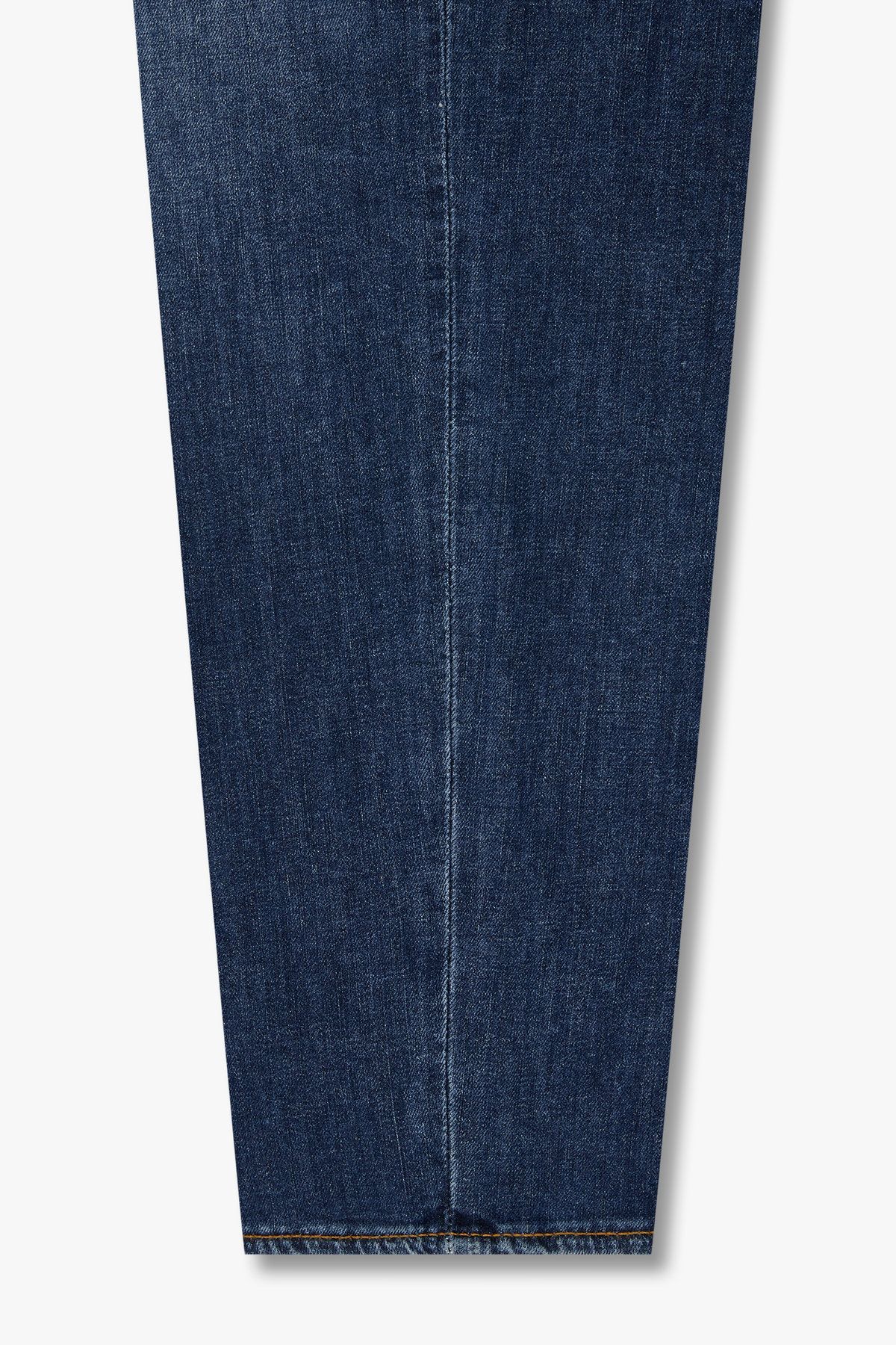 아르마니 익스체인지(ARMANI EXCHANGE) 남성 라이트 데님 캐럿 진_블루 A415140010