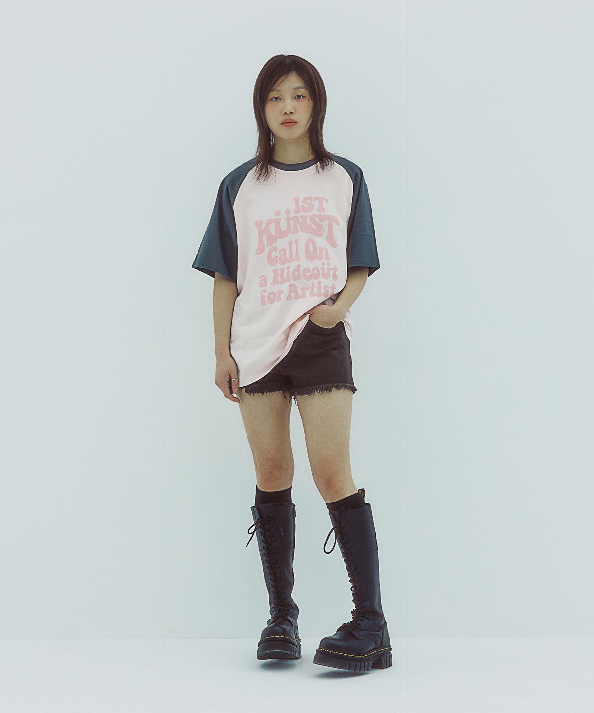 이스트쿤스트(ISTKUNST) HIDEOUT RAGLAN TEE_PINK(IK2EMMT503A)