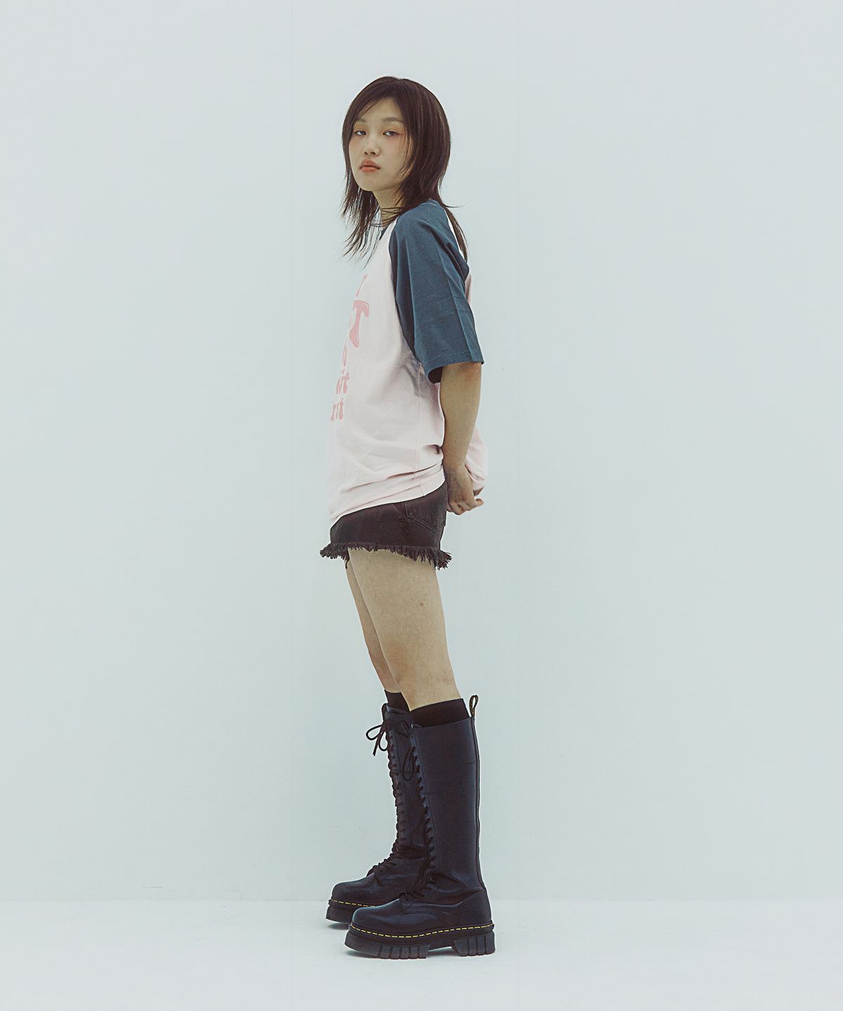 이스트쿤스트(ISTKUNST) HIDEOUT RAGLAN TEE_PINK(IK2EMMT503A)