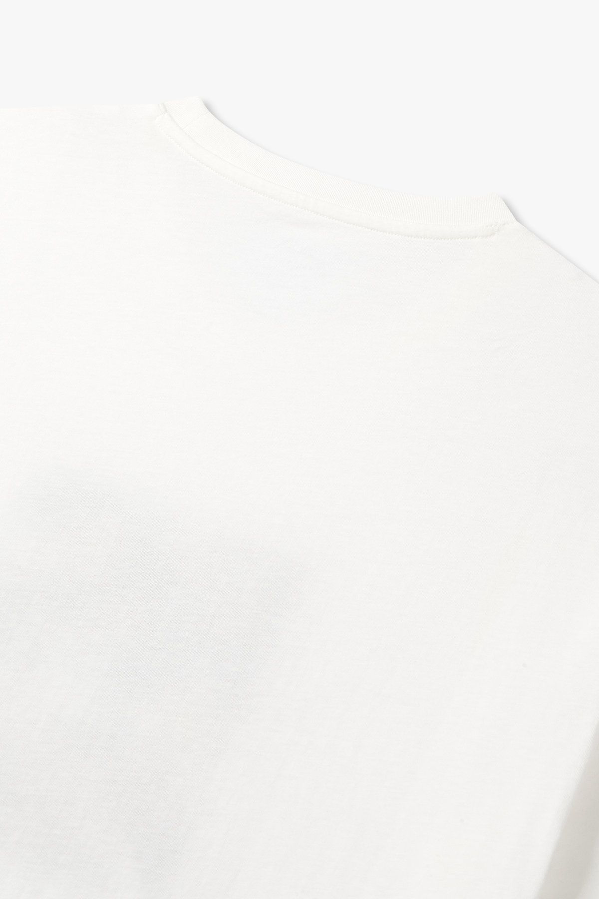 아르마니 익스체인지(ARMANI EXCHANGE) 남성 리프 엠브로이더리 티셔츠_오프 화이트 A415130032
