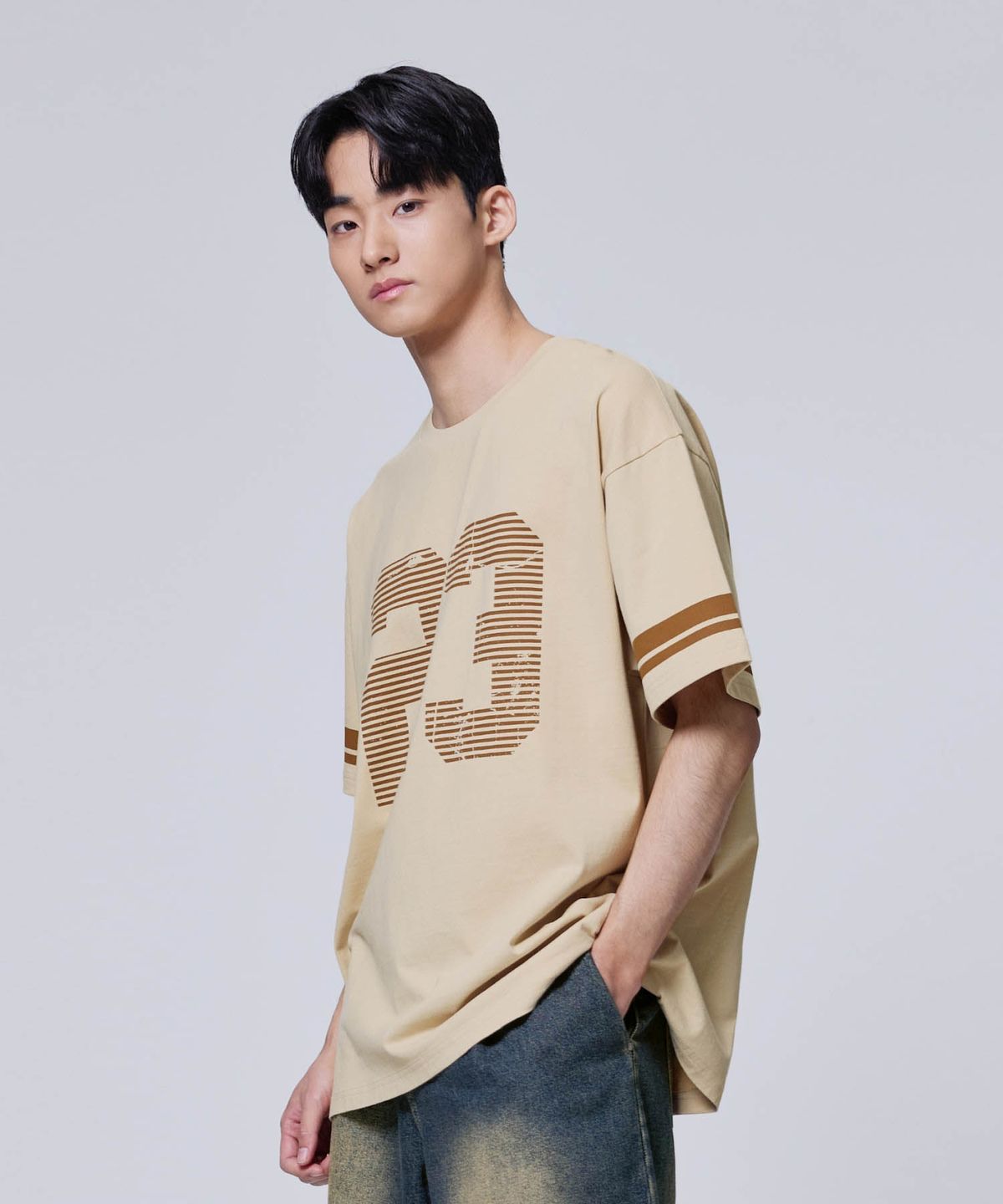 에이지오디(AGOD) 오버핏 빈티지 럭비 반소매 티셔츠 [라이트 베이지]