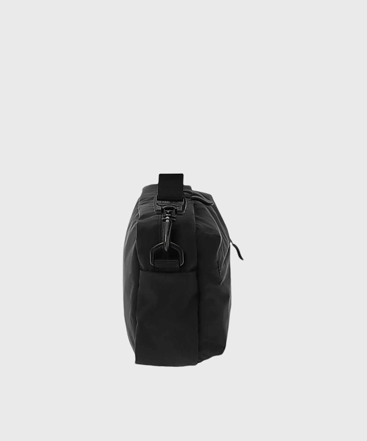 맨하탄 포티지(MANHATTAN PORTAGE) 시티홀 숄더 나일론 크로스백 BLACK