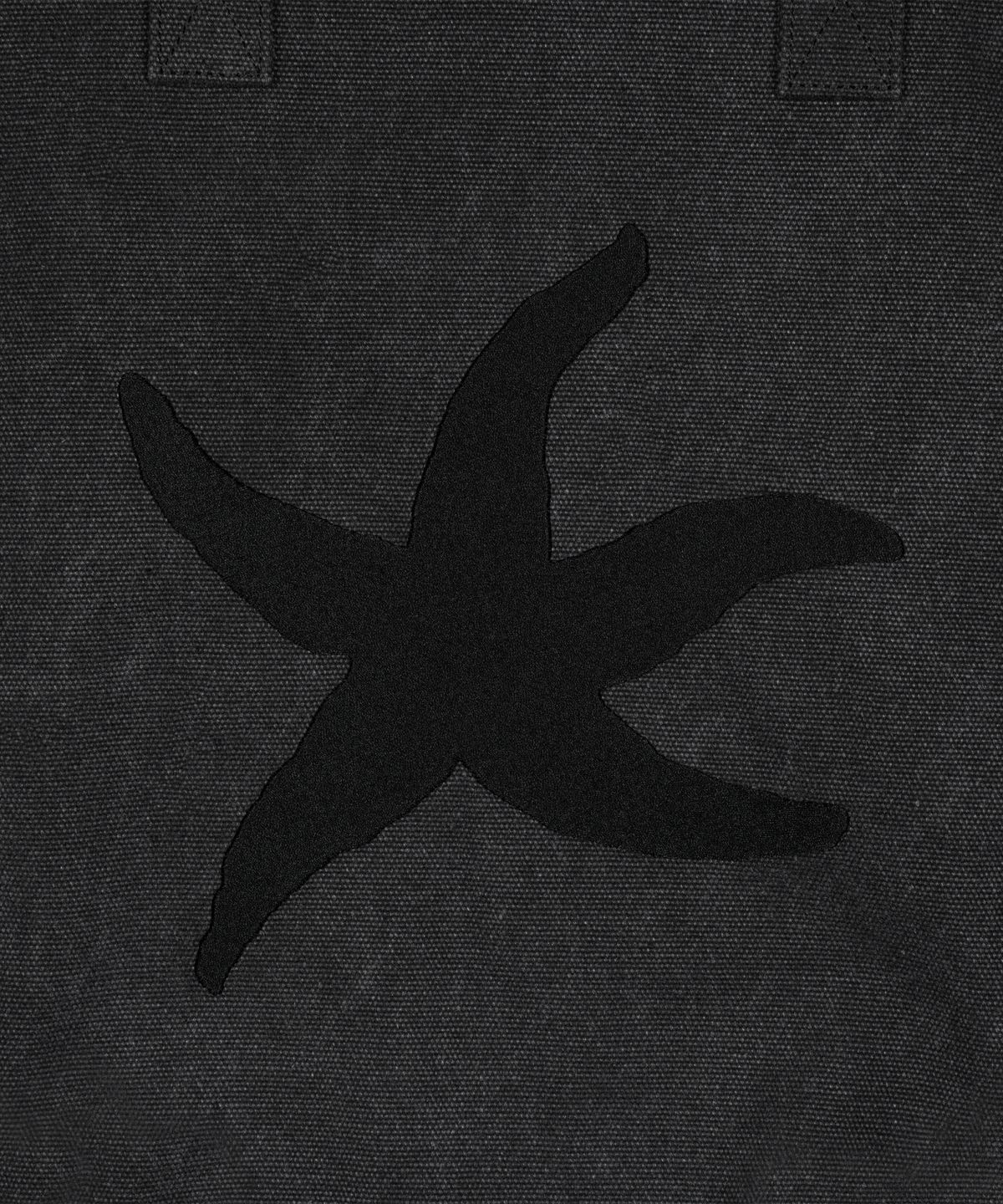 더콜디스트모먼트(THE COLDEST MOMENT) TCM starfish tote bag (black)