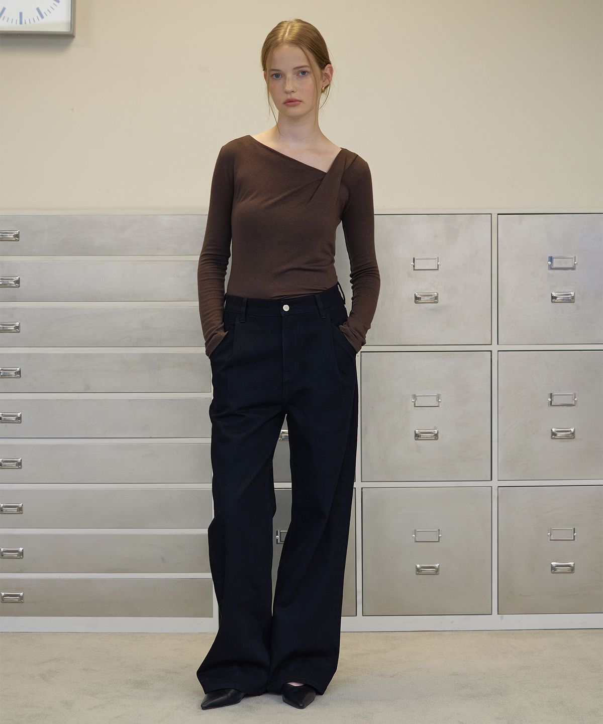 하우스 오브 폰드(HOUSE OF POND) Wide Leg Pintuck Denim Jeans_Black
