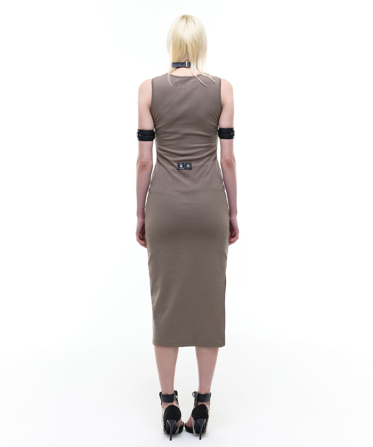 오퍼스 0012(OPUS 0012) Op. 07 G-0012 MAXI DRESS BEIGE