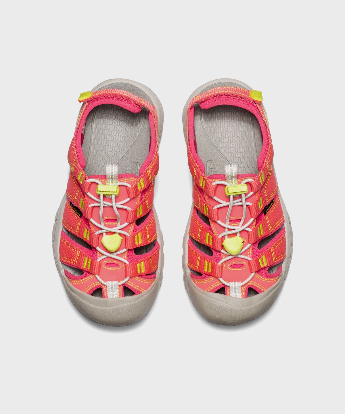 킨(KEEN) [NEWPORT BOUNDLESS] 뉴포트 밝은 코랄 주니어 샌들