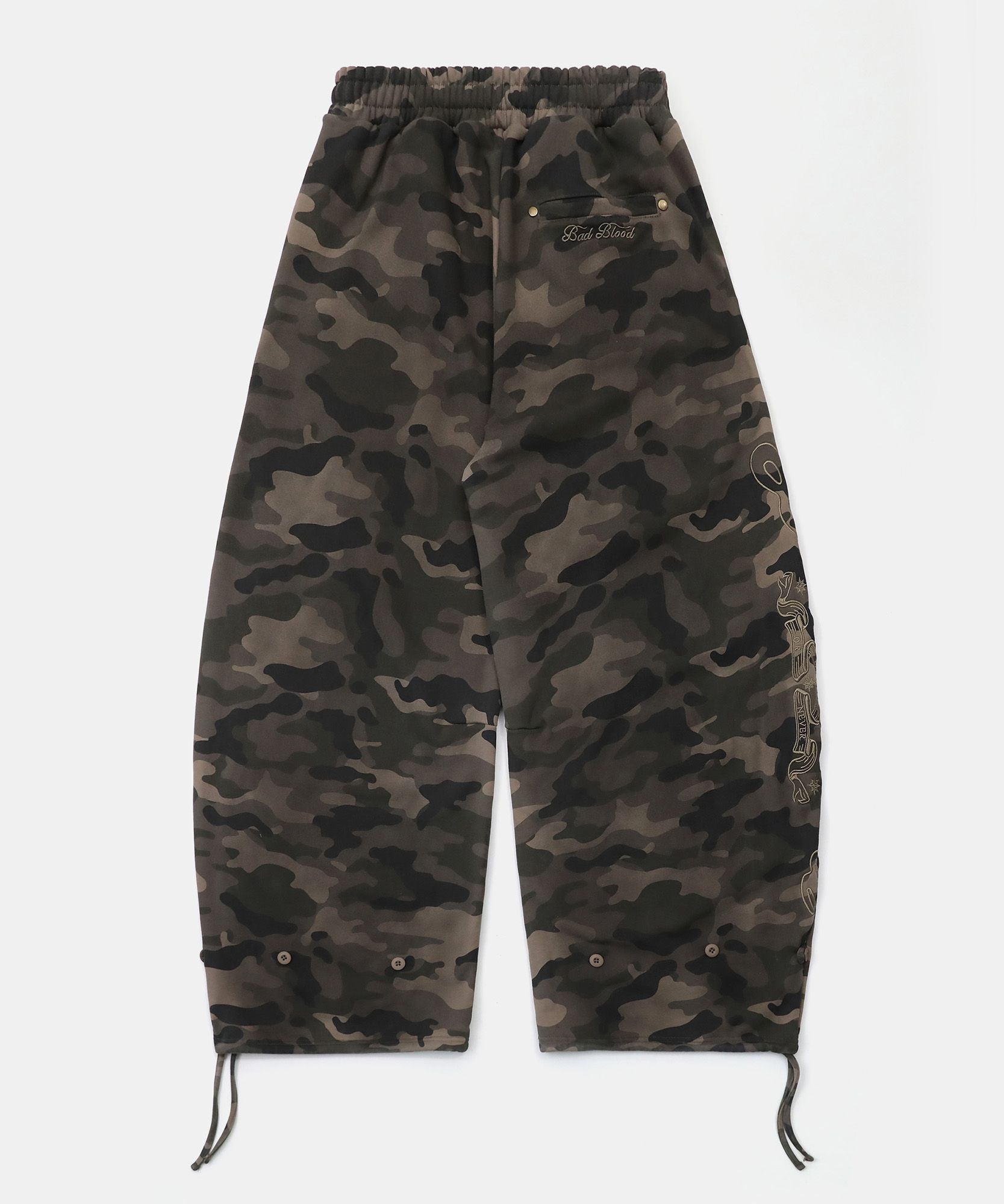 MUSINSA | BADBLOOD Mystic Capsule 2 Way Curved Jogger