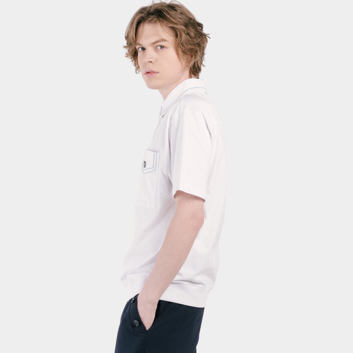 커스텀어스(CUSTOMUS) 프레피 호시디테일 남자 반팔 카라 티셔츠 CXS25MKKT415 WHI