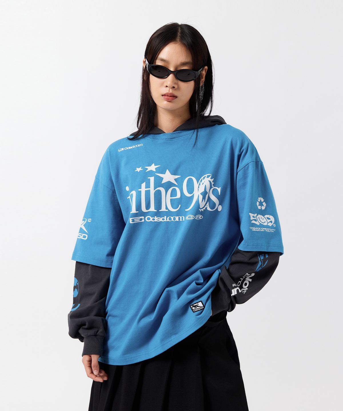 오드스튜디오(ODDSTUDIO) 인 더 나인티스 후드 레이어드 롱 슬리브 - VINTAGE BLUE / CHARCOAL