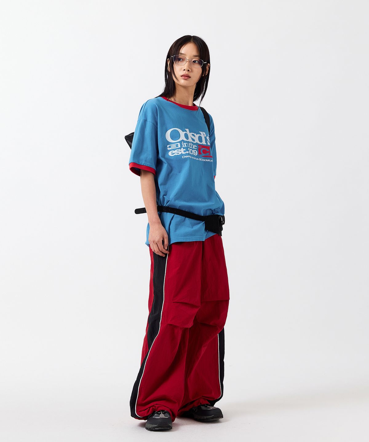 오드스튜디오(ODDSTUDIO) ODSD 링거 컬러블록 오버핏 티셔츠 - VINTAGE BLUE
