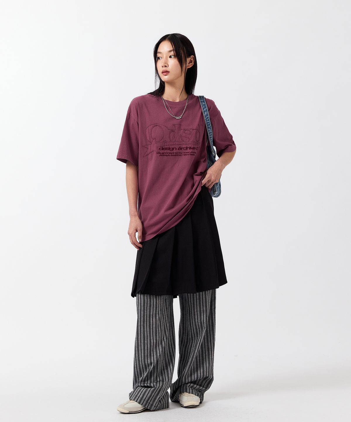 오드스튜디오(ODDSTUDIO) ODSD 스타 워시드 오버핏 티셔츠 - PLUM