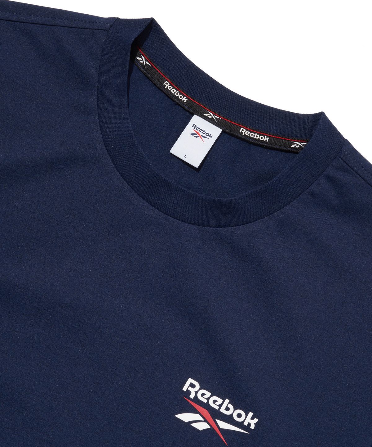 리복(REEBOK) 에센셜 프레쉬 티셔츠 - 네이비