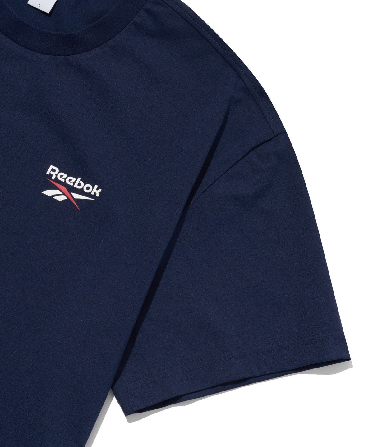 리복(REEBOK) 에센셜 프레쉬 티셔츠 - 네이비