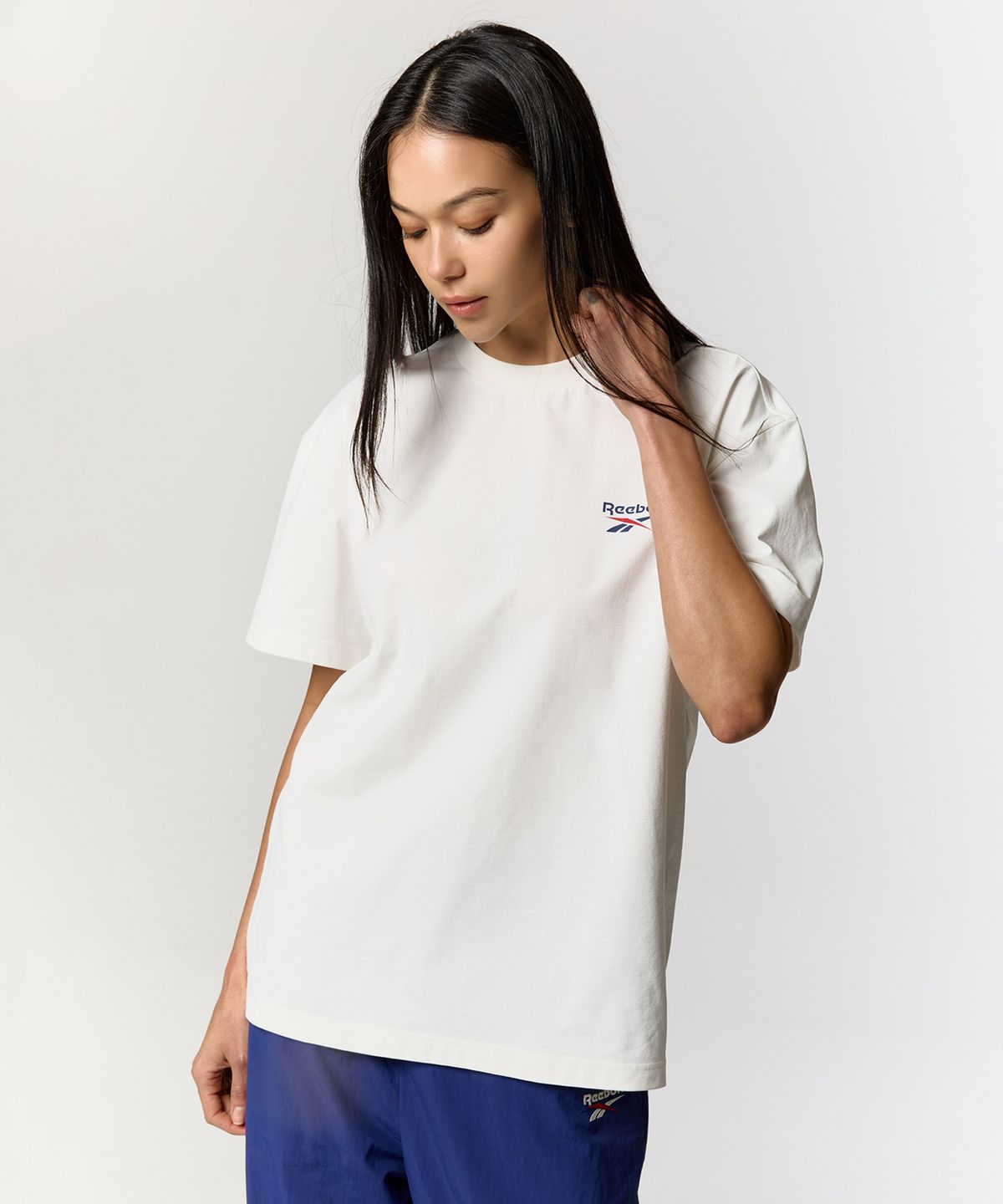 리복(REEBOK) 에센셜 프레쉬 티셔츠 - 화이트