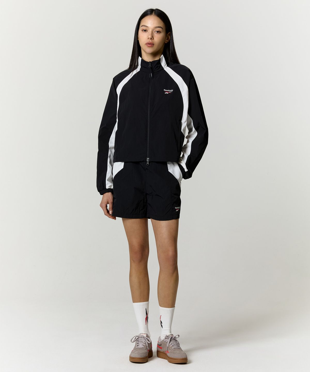 리복(REEBOK) 일립스 크롭 윈드 브레이커 (W) - 블랙
